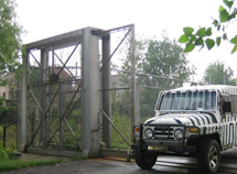 双开安全电动门及无人值守远程控制系统